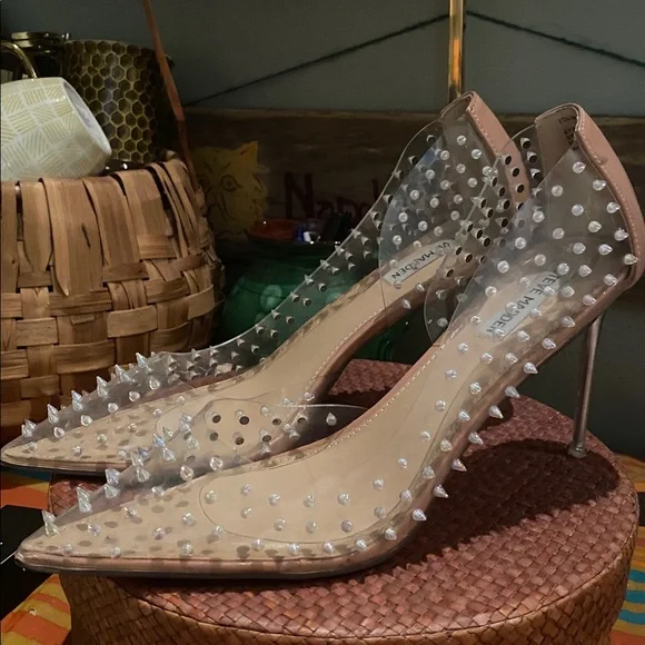 Steve Madden Tolima Clear Ecru High Heel Womens Size 9.5M Pumps Silver Studded - Picture 14 of 16